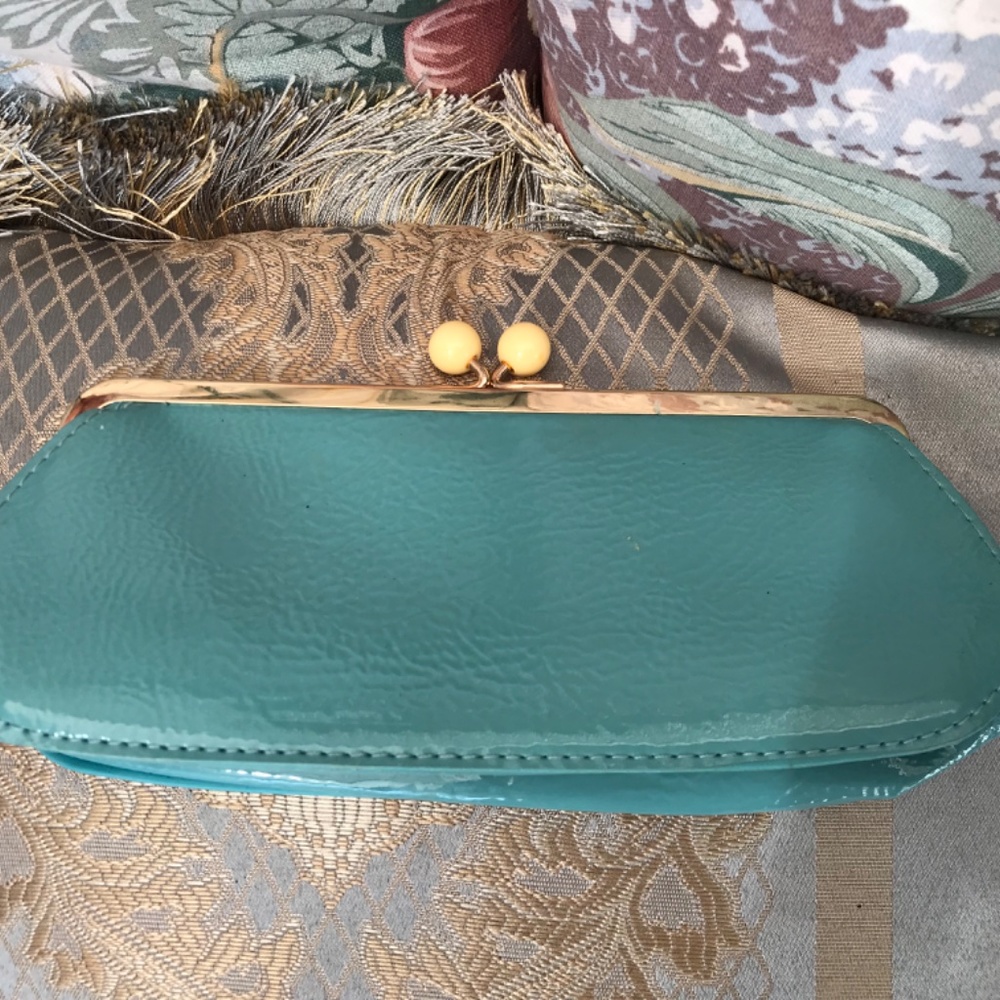 Wallet - Picture 2 of 6